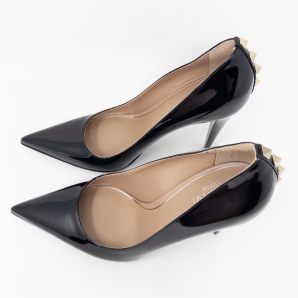 Valentino Garavani Rockstud Patent Leather Black Pumps Stiletto Size 40 EU 10 US - Picture 2 of 9
